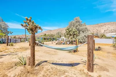 6959 Pawnee Avenue, Yucca Valley, CA 92284 - Photo 13