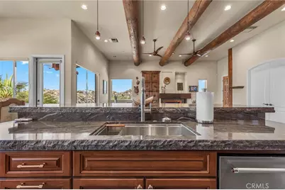 57045 Plaza Del Amigo, Yucca Valley, CA 92284 - Photo 9