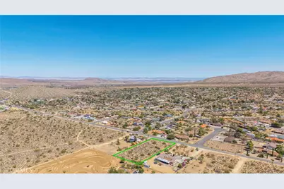 8776 Warren Vista Avenue, Yucca Valley, CA 92284 - Photo 5