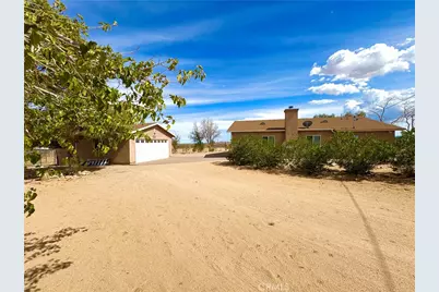 1525 Dakota, Landers, CA 92285 - Photo 1