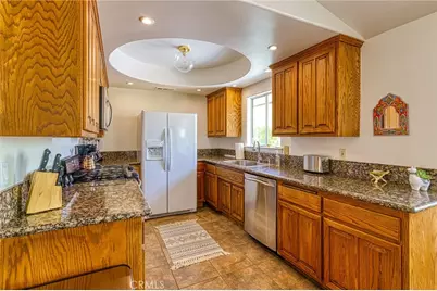 7024 Saddleback Road, Joshua Tree, CA 92252 - Photo 11
