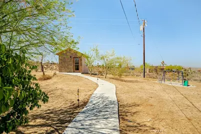 7024 Saddleback Road, Joshua Tree, CA 92252 - Photo 29