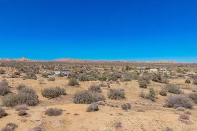 51975 Latigo Lane, Pioneertown, CA 92284 - Photo 27