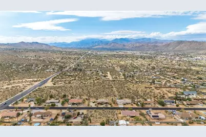 7625 Hilton Avenue, Yucca Valley, CA 92284 - Photo 21