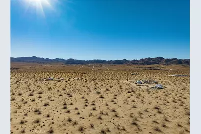 420140 Desert Trail Drive, Joshua Tree, CA 92252 - Photo 5