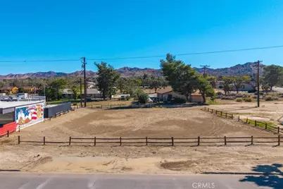 1122 Twentynine Palms, Yucca Valley, CA 92284 - Photo 3