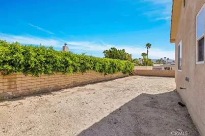64586 Brae Burn Avenue, Desert Hot Springs, CA 92240 - Photo 31