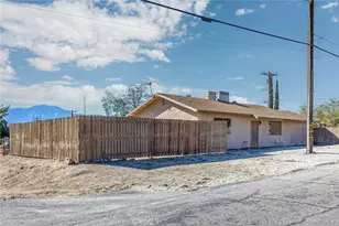 49437 Pioneer, Morongo Valley, CA 92256 - Photo 11