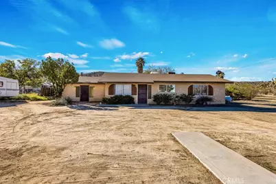 57613 Onaga, Yucca Valley, CA 92284 - Photo 3