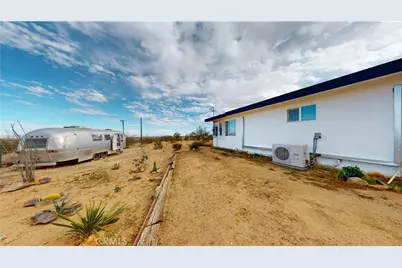 1271 Dakota, Landers, CA 92285 - Photo 43