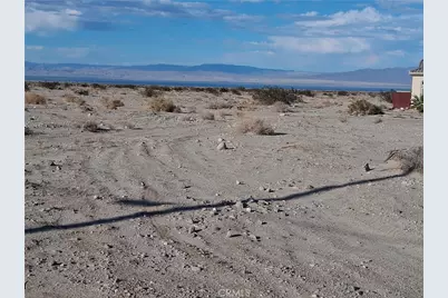 1461 Stamford, Thermal, CA 92274 - Photo 3