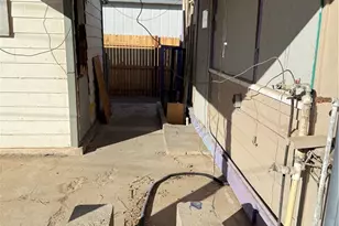 406 D St, Needles, CA 92363 - Photo 13