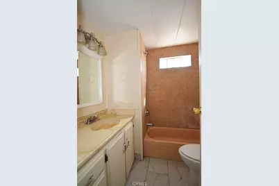 56254 29 Palms Highway #30, Yucca Valley, CA 92284 - Photo 15
