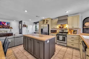 7429 Maude Adams, 29 Palms MCB, CA 92277 - Photo 11