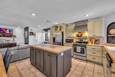 7429 Maude Adams, 29 Palms MCB, CA 92277 - Photo 11