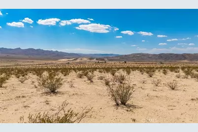 67800 Raymond Drive, 29 Palms MCB, CA 92277 - Photo 13