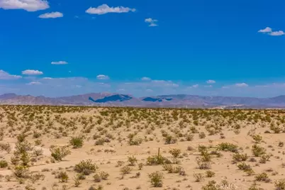 67800 Raymond Drive, 29 Palms MCB, CA 92277 - Photo 21