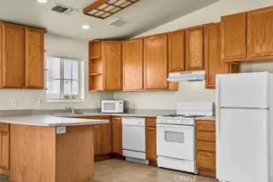 5564 Mariposa, 29 Palms MCB, CA 92277 - Photo 7