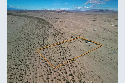 81371 Garden, 29 Palms MCB, CA 92277 - Photo 25