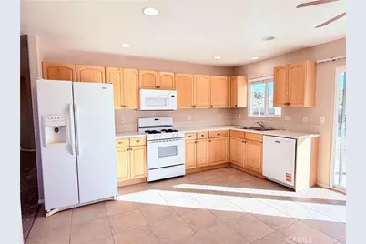 74541 Sunrise Drive, 29 Palms MCB, CA 92277 - Photo 7