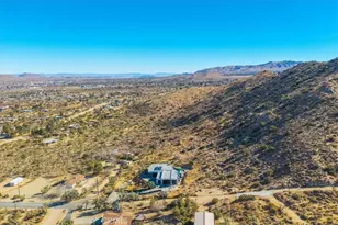 8175 Fox Trail, Yucca Valley, CA 92284 - Photo 57