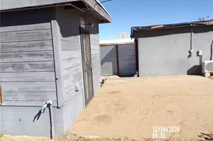 73741 Serrano, 29 Palms MCB, CA 92277 - Photo 15