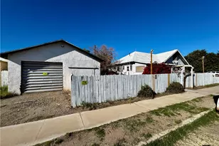 203 Walnut St, Needles, CA 92363 - Photo 5