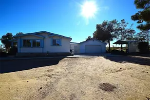56788 Encantado Rd, Landers, CA 92285 - Photo 3