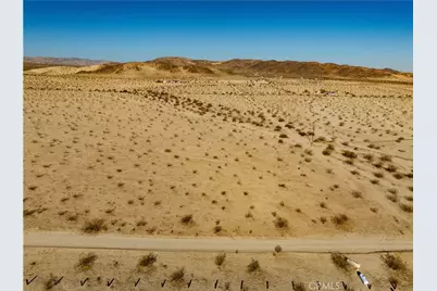 5226 Pearl Springs Avenue, 29 Palms MCB, CA 92277 - Photo 11