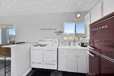 84753 Eddie Albert, 29 Palms MCB, CA 92277 - Photo 11