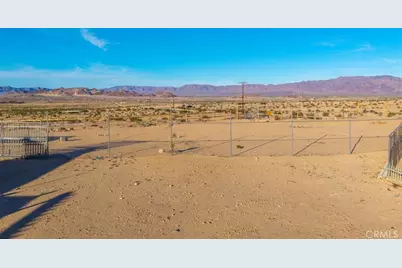 5048 Godwin, 29 Palms MCB, CA 92277 - Photo 25