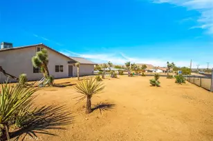 58385 Delano Trail, Yucca Valley, CA 92284 - Photo 25