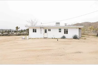 7124 Wall Street, Yucca Valley, CA 92284 - Photo 5