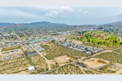 7124 Wall Street, Yucca Valley, CA 92284 - Photo 39