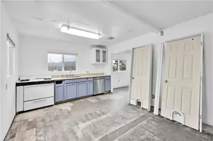 7124 Wall St, Yucca Valley, CA 92284 - Photo 7