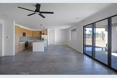 4986 Elata Avenue, Yucca Valley, CA 92284 - Photo 5