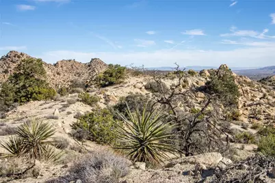 6274 Omega, Yucca Valley, CA 92284 - Photo 11