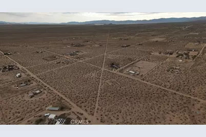 60426 Lorraine, Landers, CA 92285 - Photo 23