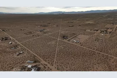 60396 Lorraine, Landers, CA 92285 - Photo 13