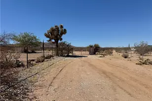 382 Bowman Trail, Landers, CA 92285 - Photo 31