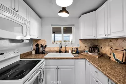 1560 Jackrabbit Trail, 29 Palms MCB, CA 92277 - Photo 15