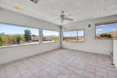6845 Sage Avenue, Yucca Valley, CA 92284 - Photo 7