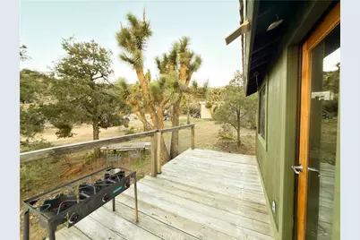 1352 Orion Trail, Pioneertown, CA 92268 - Photo 17