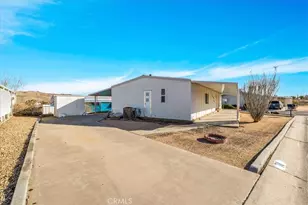 7501 Palm Ave, Yucca Valley, CA 92284 - Photo 15