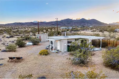 437 Mallow Road, Landers, CA 92285 - Photo 3