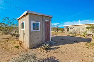 437 Mallow Rd, Landers, CA 92285 - Photo 23