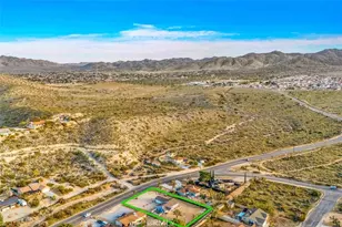 8054 Joshua Ln, Yucca Valley, CA 92284 - Photo 37