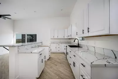 62474 Golden, Joshua Tree, CA 92252 - Photo 17