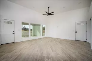 62474 Golden, Joshua Tree, CA 92252 - Photo 11