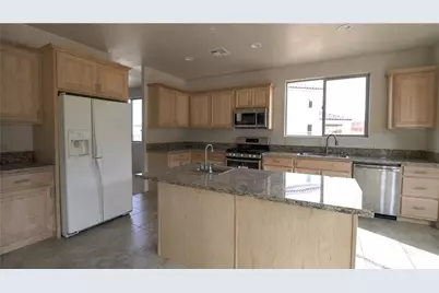 56925 Hidden Gold Court, Yucca Valley, CA 92284 - Photo 13
